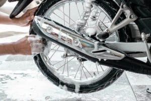 Cara Cuci Montor Sendiri Yang Baik dan Benar (1)